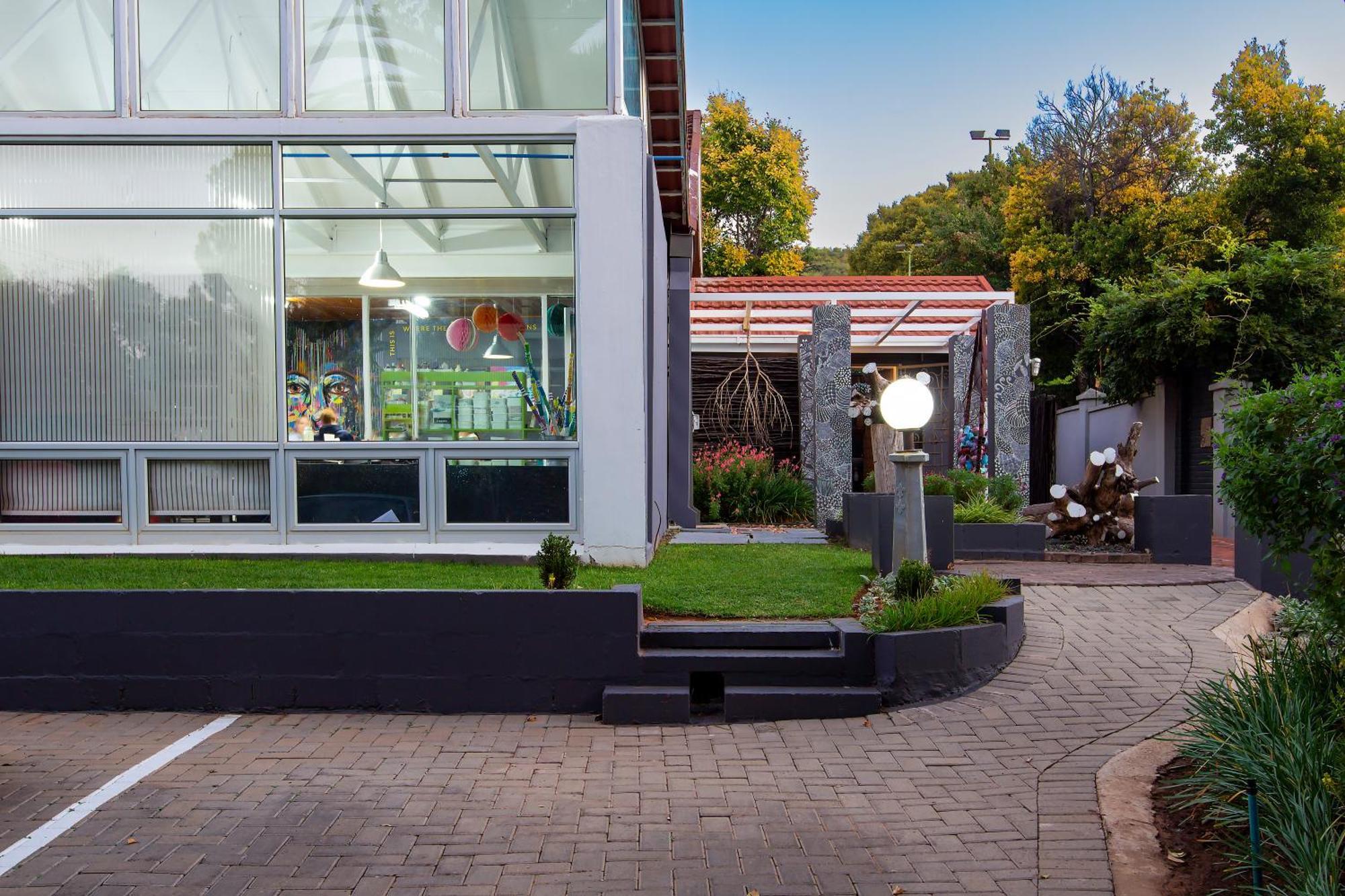Hotel Sixty Three à Bloemfontein Extérieur photo